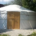 Jurta * Balatongyörök