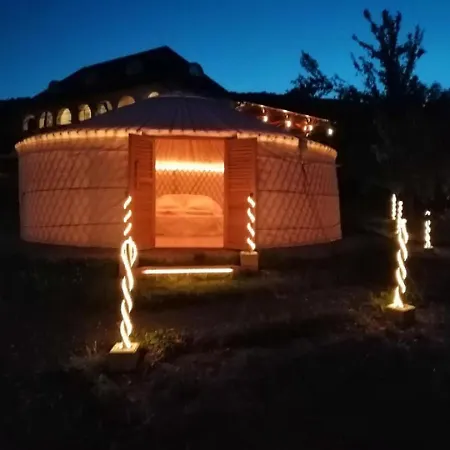 Campo de lujo Jurta Balatongyörök