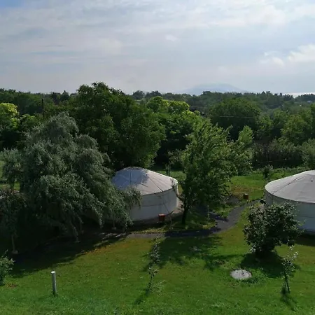 Luxury tent Jurta