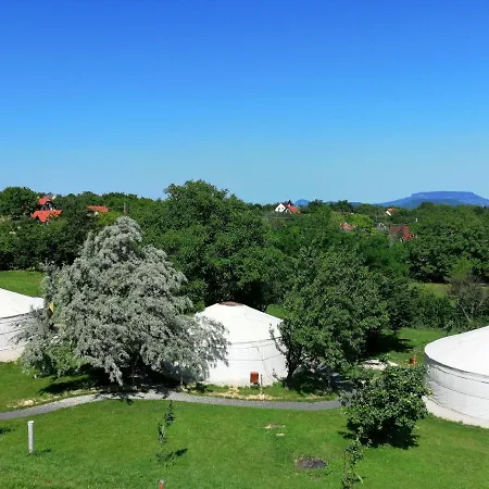 Jurta Balatongyörök