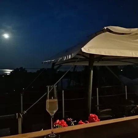 Luxury tent Jurta *