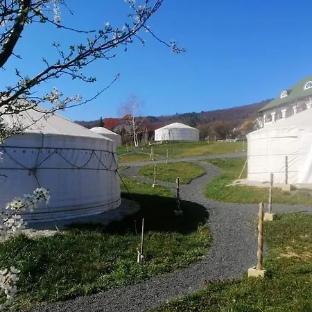 Jurta Balatongyörök