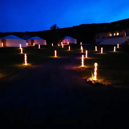 Luxury tent Jurta